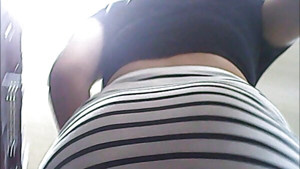 Lelaki hitam demam meniduri pelacur cerita cikgu bogel putih seksi dalam doggy dan mish berpose kasar